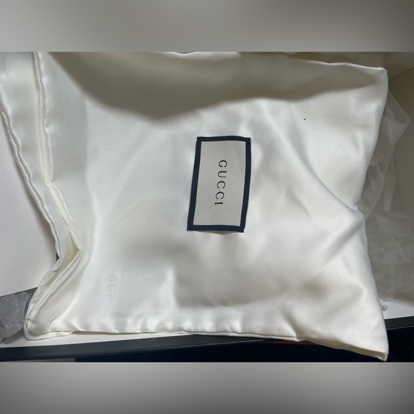 Gucci green web now accent slides - Picture 3 of 4